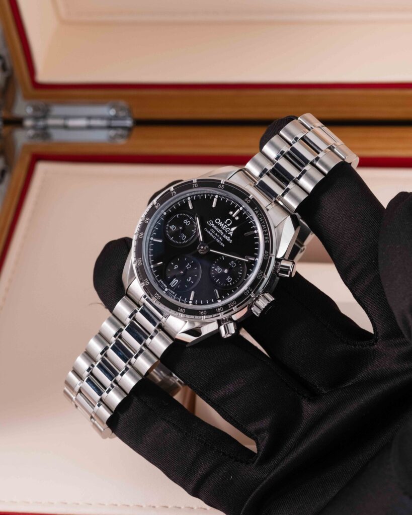 Omega Speedmaster 324.30.38.50.01.001 2026