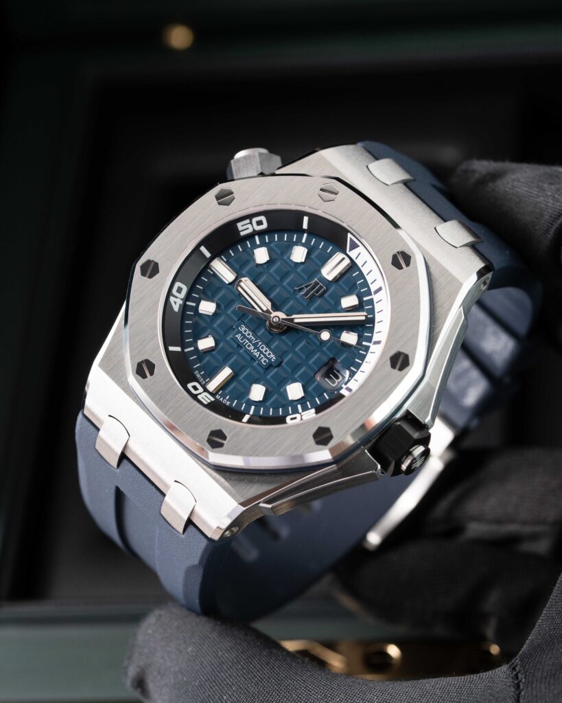 Audemars Piguet Royal Oak Offshore Diver 15720.ST.OO.A027CA.01 2025