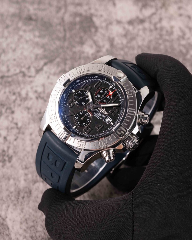 Breitling Super Avenger II A1337111 2016