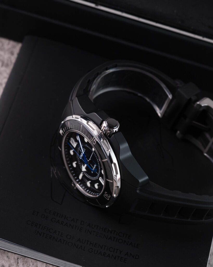 Chanel J12 Marine H2558 2015