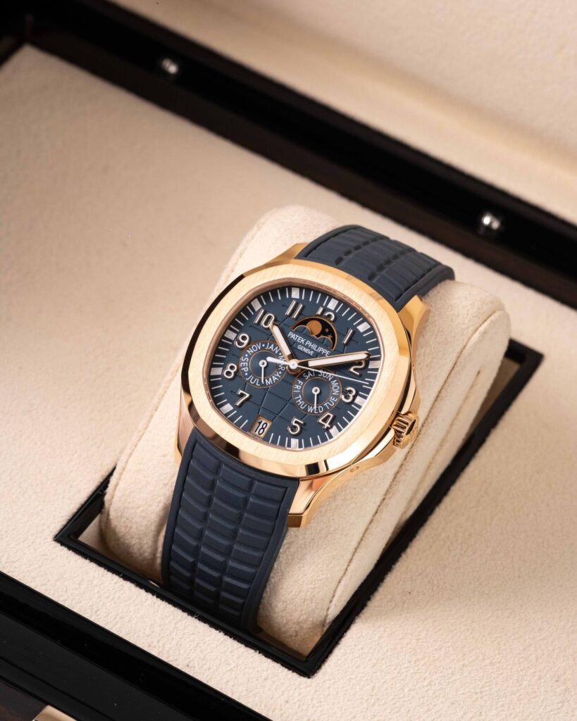 Patek Philippe Aquanaut 5261R-001