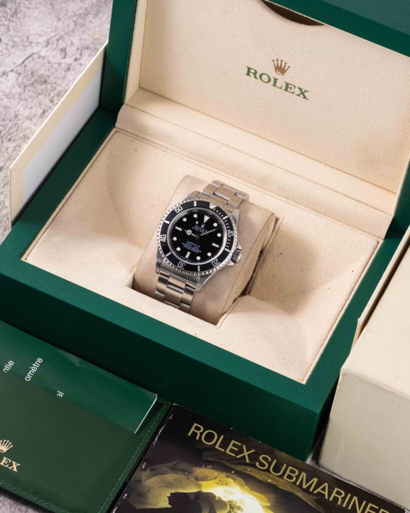 Rolex Submariner 14060M 2008