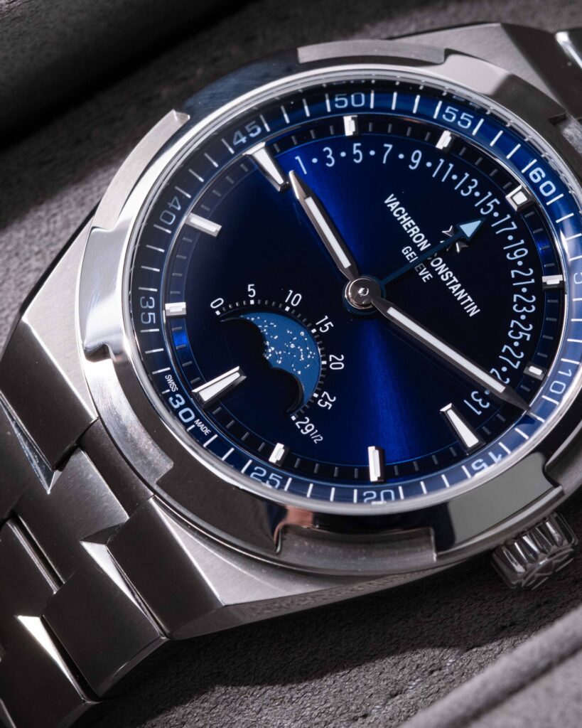 Vacheron Constantin Overseas 4000V210A-B911 2025