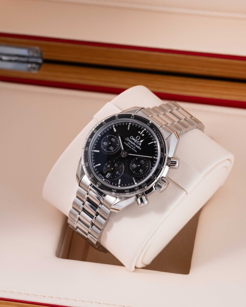 Omega Speedmaster 324.30.38.50.01.001 2026