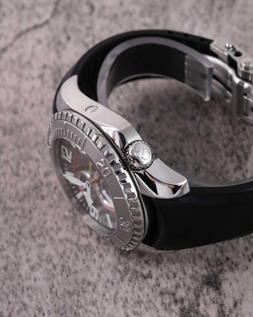Girard Perregaux Sea Hawk Pro Golden Gate Yacht Club 49950