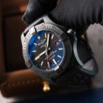 Breitling Avenger Blackbird V17311101B1W1 2019