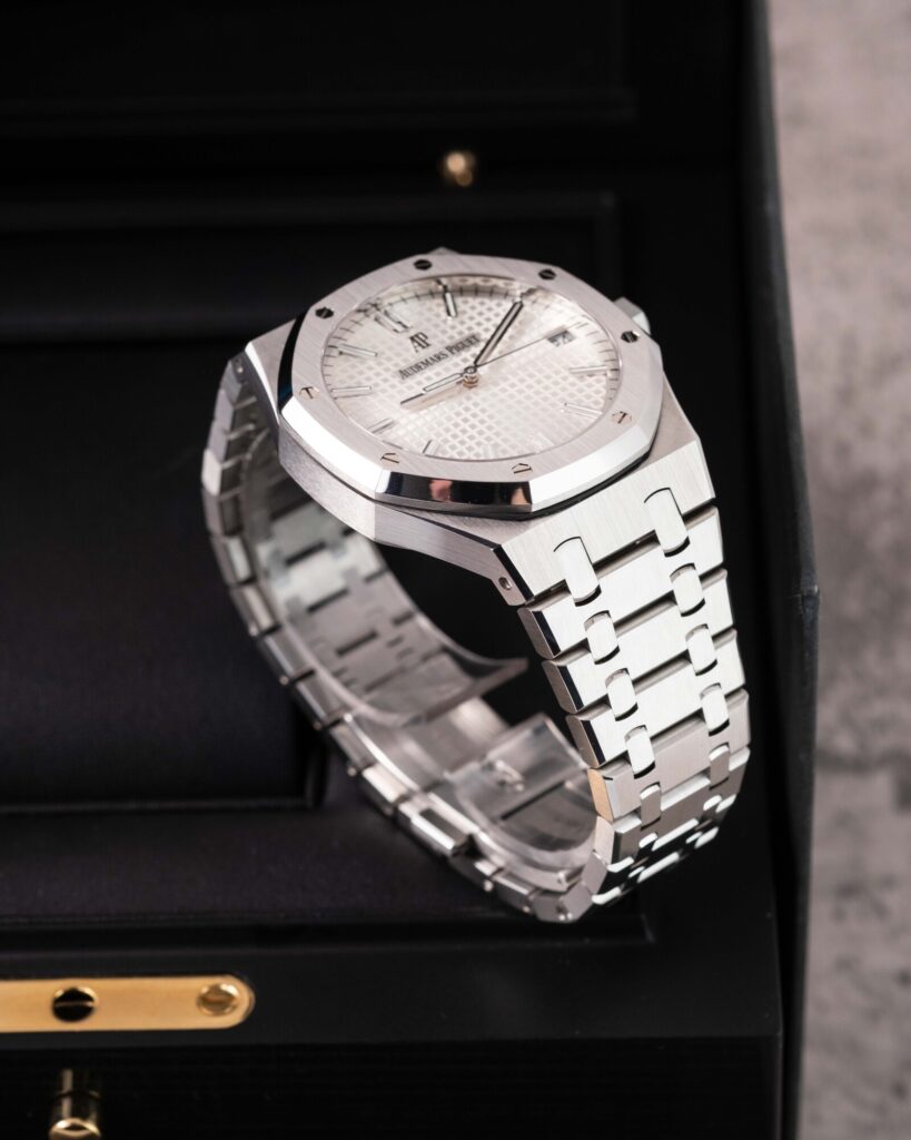 Audemars Piguet Royal Oak 15500ST.OO.1220ST.04 2021
