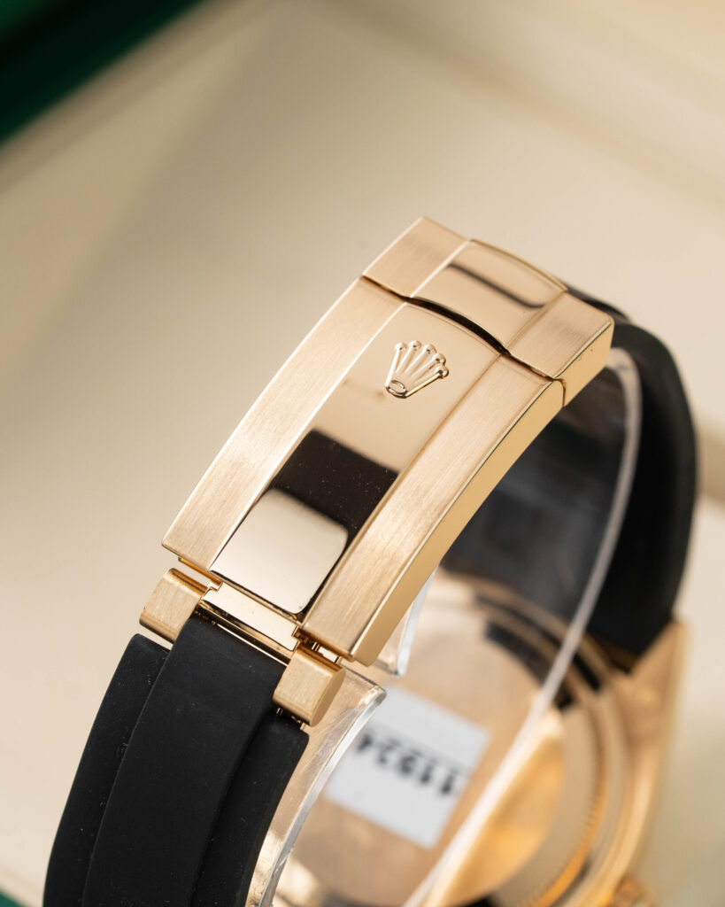 Rolex Sky-Dweller 326238 2025