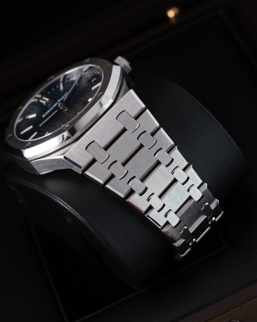 Audemars Piguet Royal Oak 15500ST.OO.1220ST.01 2022