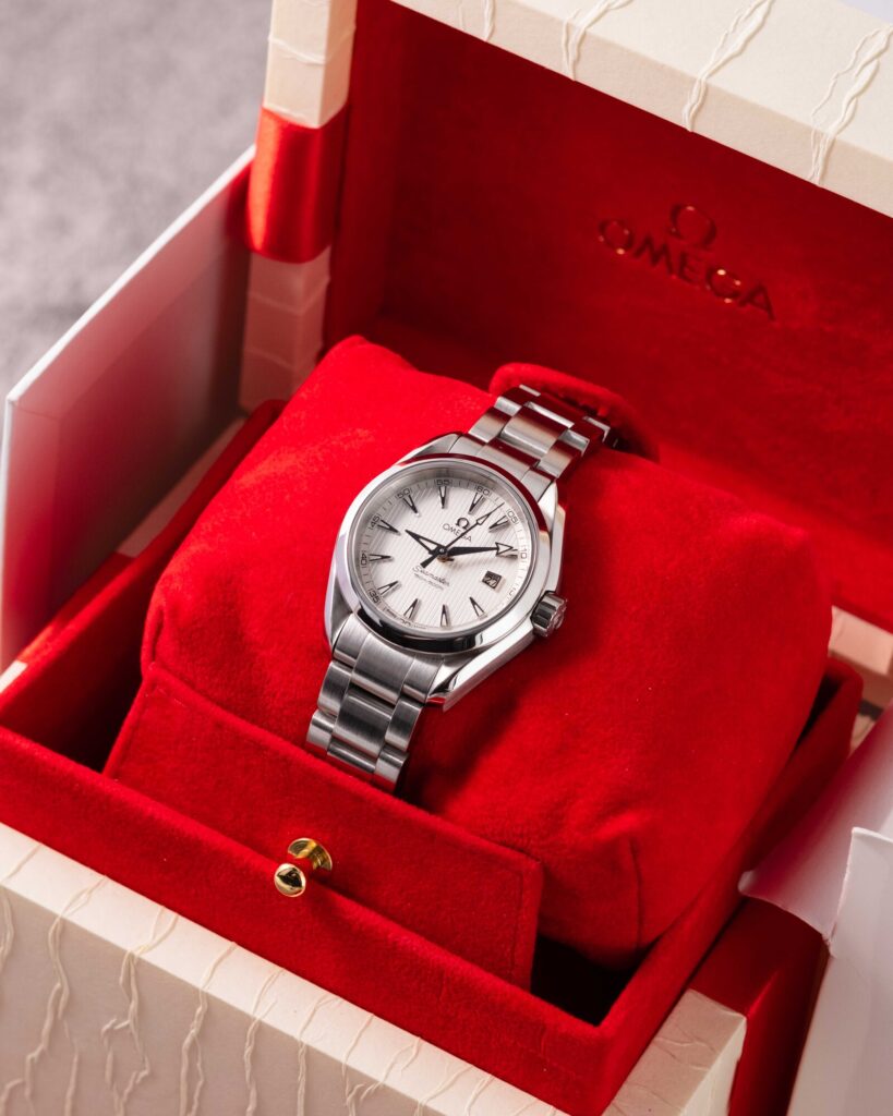 Omega Aqua Terra Quartz  231.10.30.61.02.001 2010