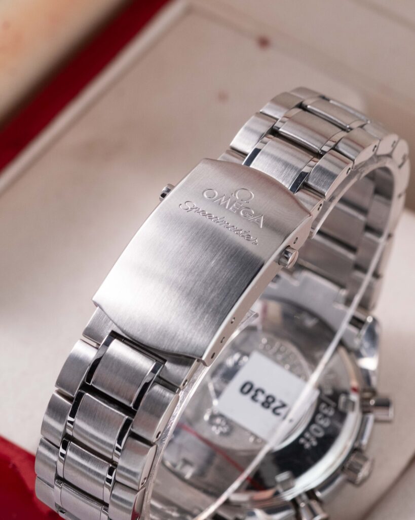 Omega Speedmaster 3220.50.00 2006