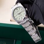 Rolex Oyster Perpetual 124200 2026