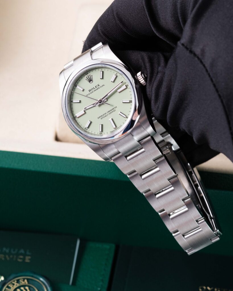 Rolex Oyster Perpetual 124200 2026