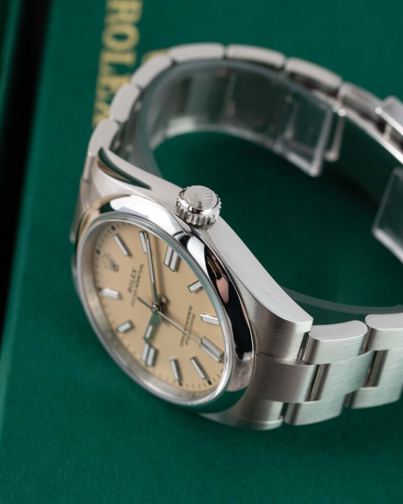 Rolex Oyster Perpetual 134300 2025