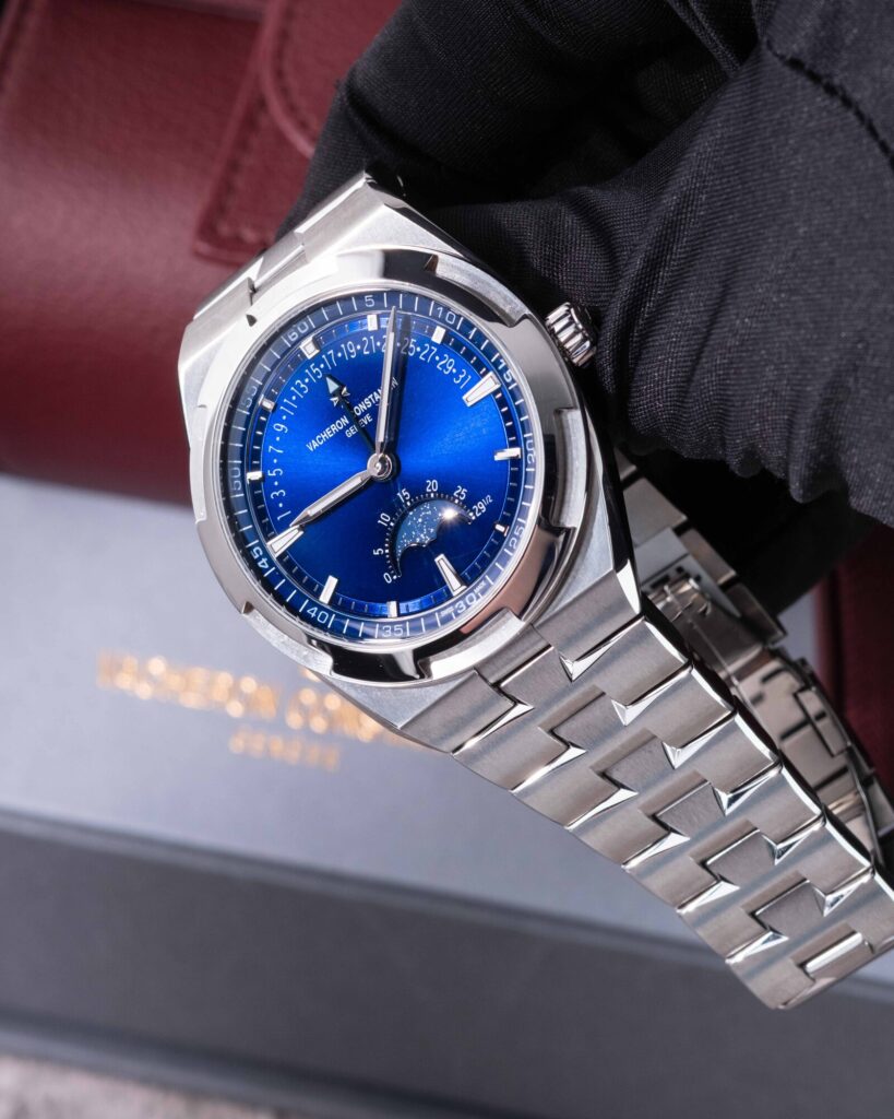 Vacheron Constantin Overseas 4000V210A-B911 2025