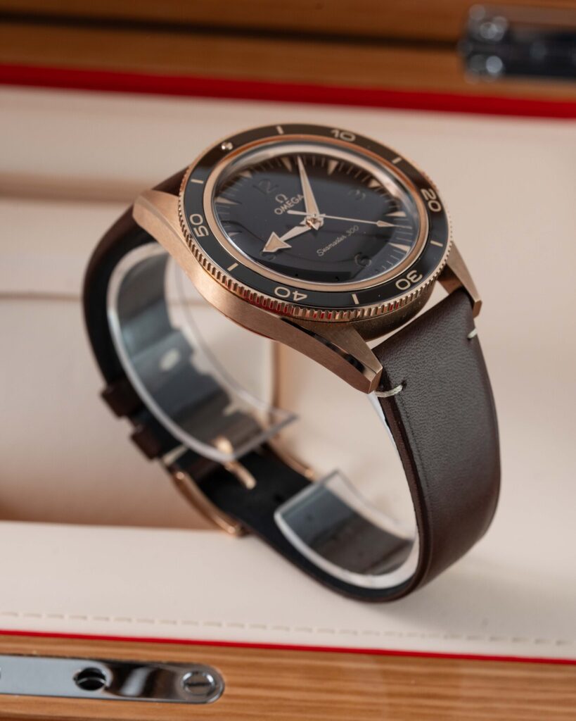 Omega Seamaster 300 234.92.41.21.10.001 2023