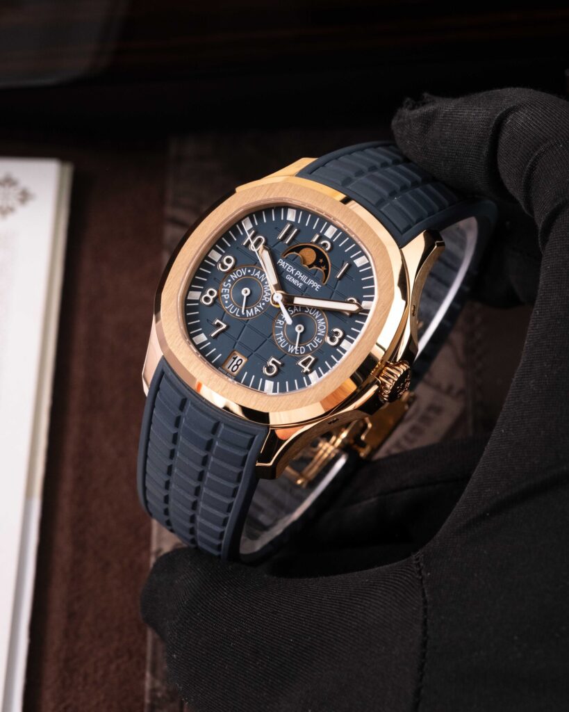 Patek Philippe Aquanaut 5261R-001