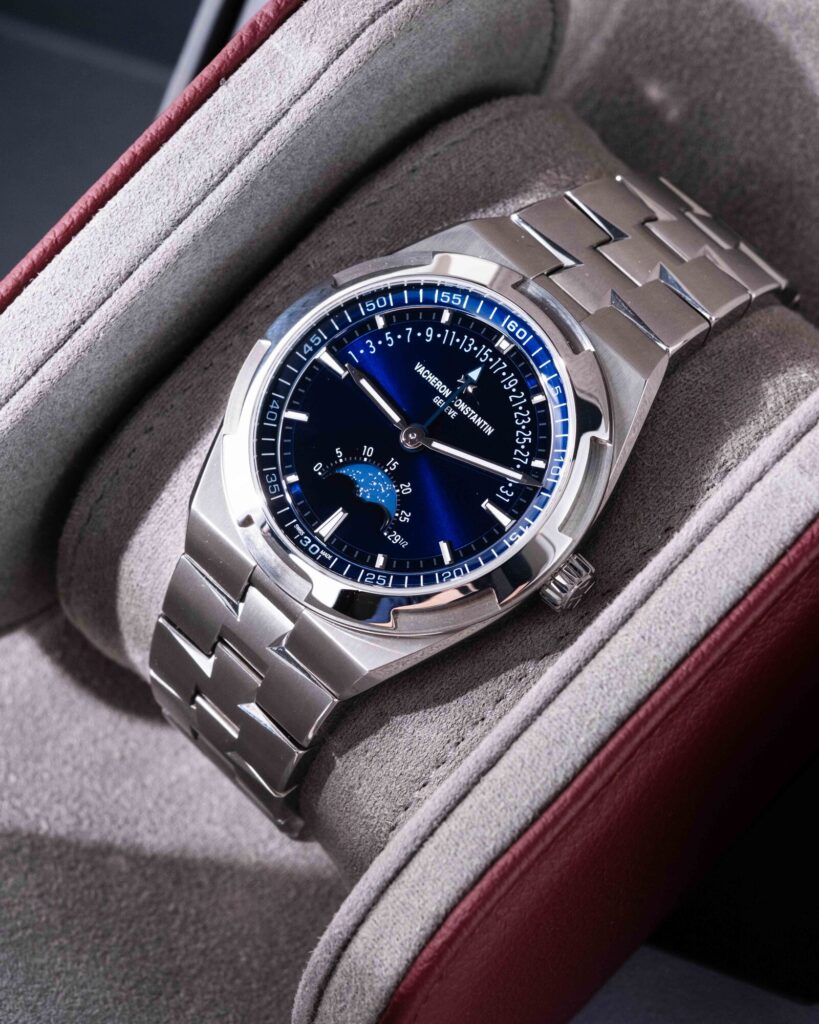Vacheron Constantin Overseas 4000V210A-B911 2025