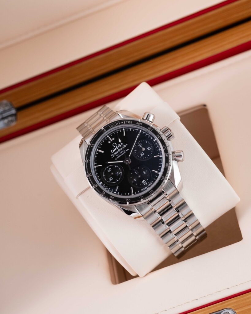 Omega Speedmaster 324.30.38.50.01.001 2026