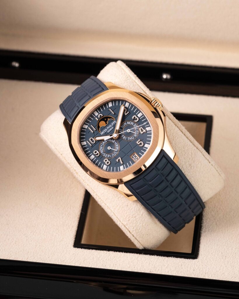 Patek Philippe Aquanaut 5261R-001