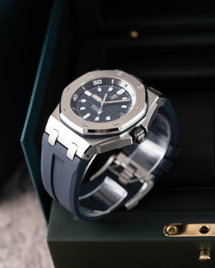 Audemars Piguet Royal Oak Offshore Diver 15720.ST.OO.A027CA.01 2025