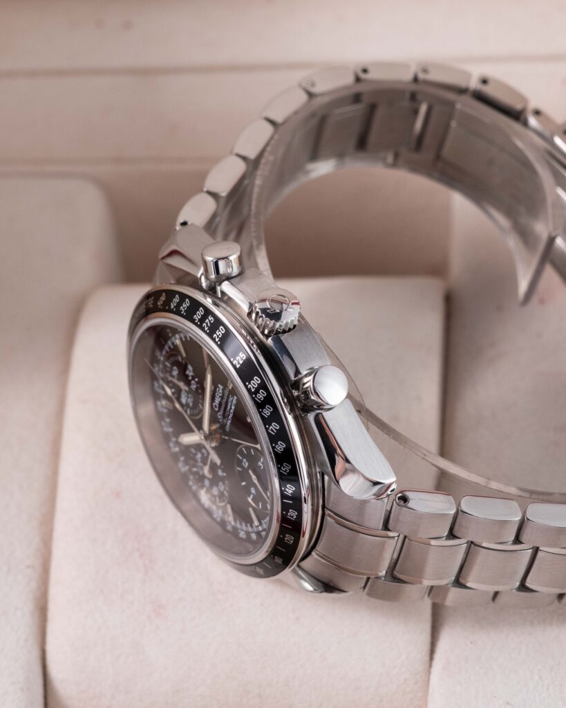 Omega Speedmaster 3220.50.00 2006