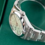 Rolex Oyster Perpetual 124200 2025