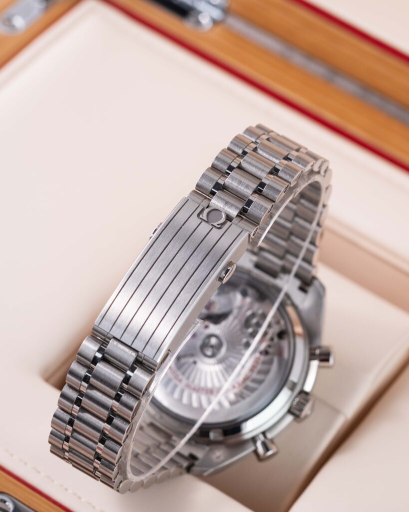 Omega Speedmaster Super Racing 329.30.44.51.01.003 2026