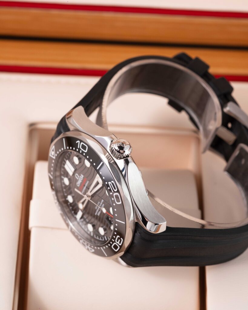 Omega Seamaster Diver 300M 210.32.42.20.01.001 2024