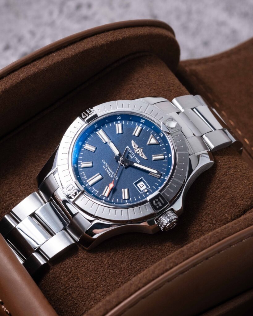 Breitling Avenger A17318101C1A1 2019
