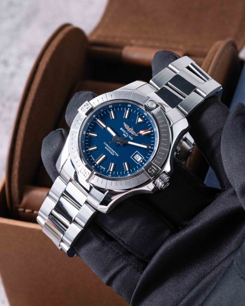 Breitling Avenger A17318101C1A1 2019