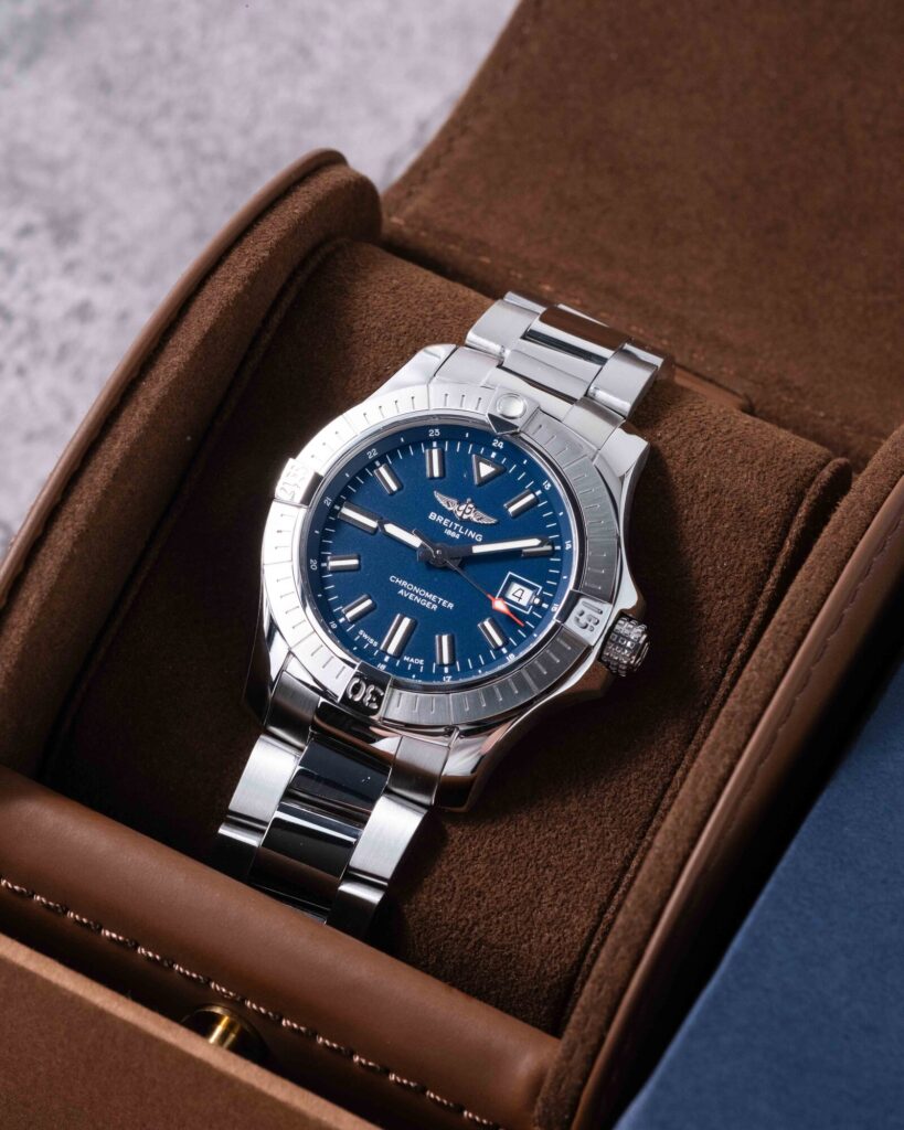Breitling Avenger A17318101C1A1 2019