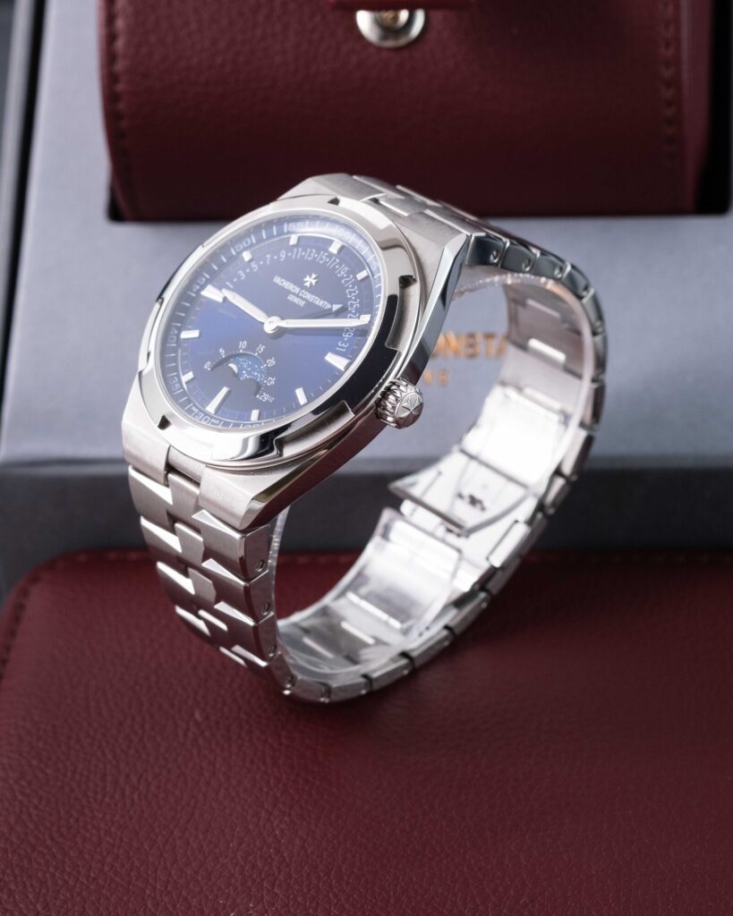 Vacheron Constantin Overseas 4000V210A-B911 2025