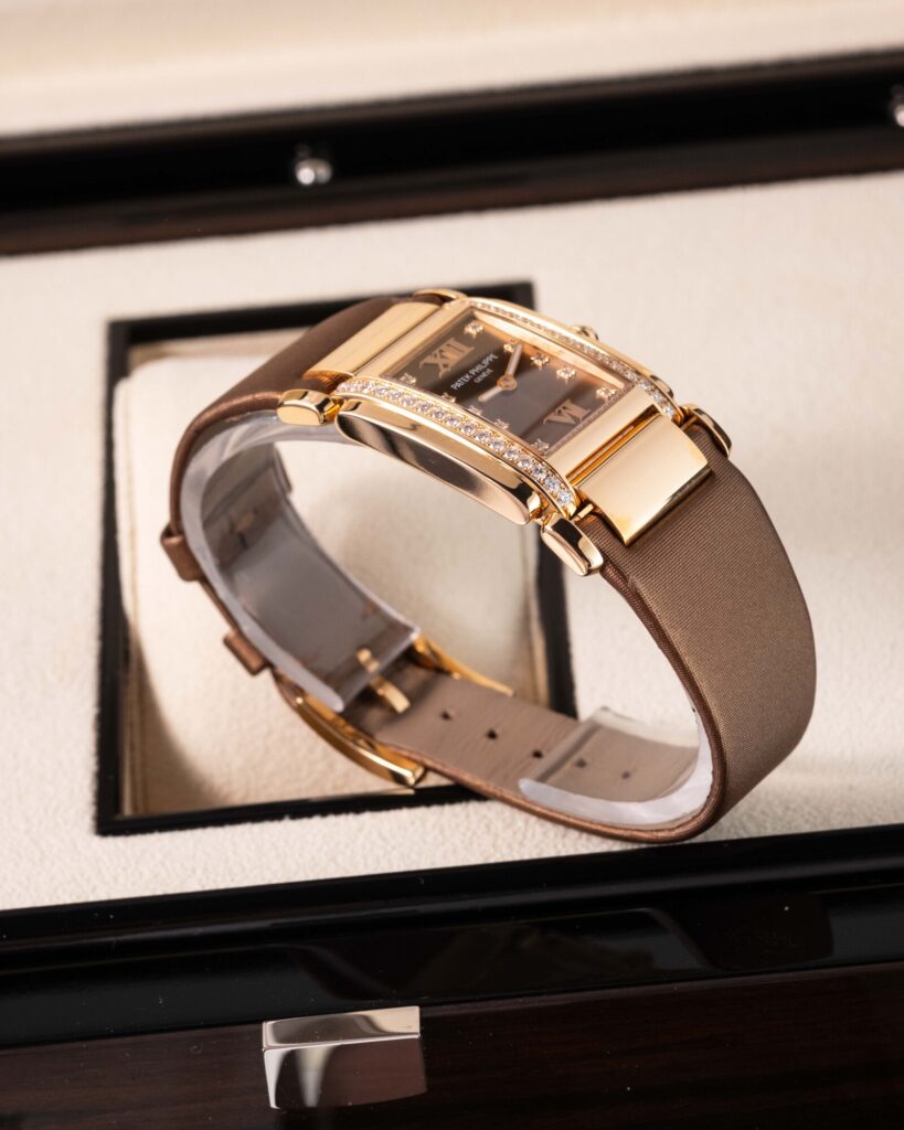 Patek Philippe TWENTY4 4920R-001 2022