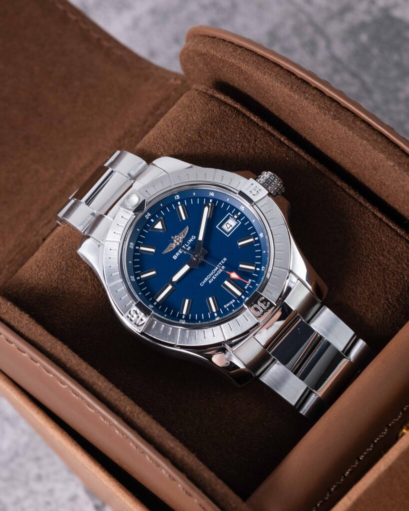 Breitling Avenger A17318101C1A1 2019