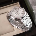 Audemars Piguet Royal Oak 15400ST.OO.1220ST.02 2012