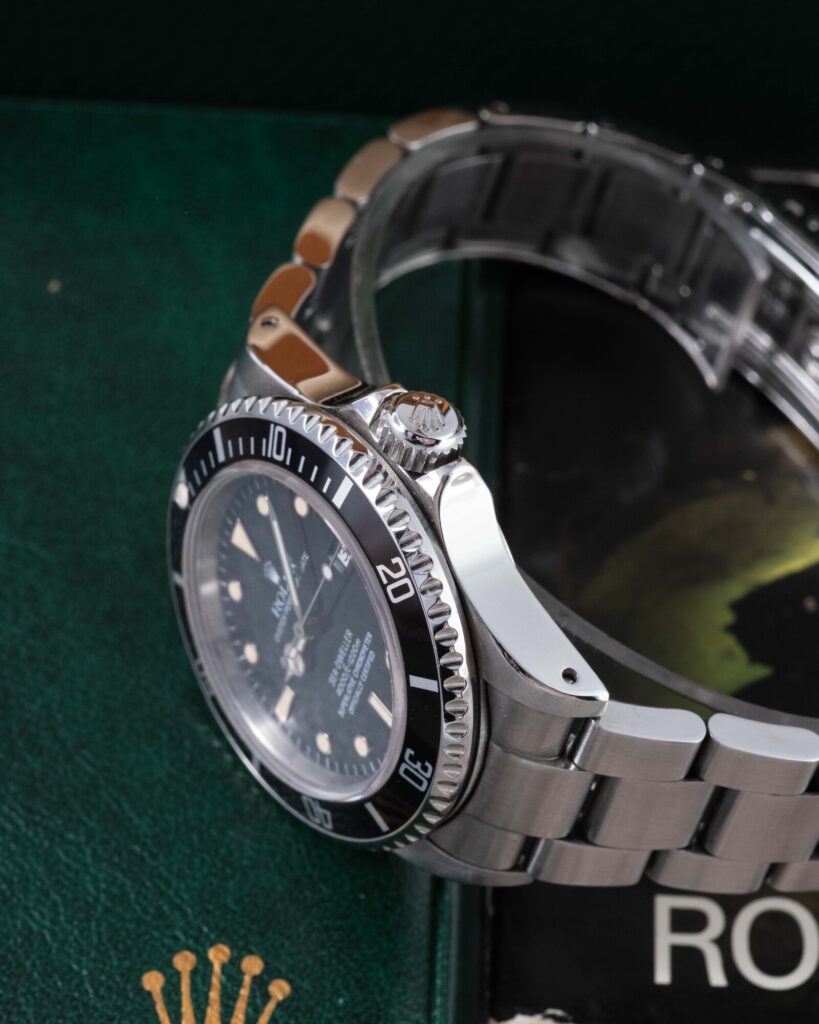 Rolex Sea-Dweller 16660
