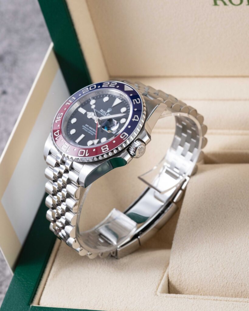 Rolex GMT-Master II 126710BLRO 2024