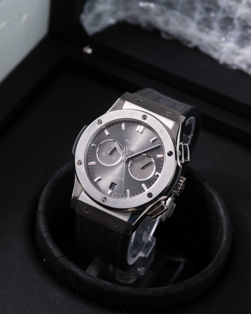 Hublot Classic Fusion Chronograph 541.NX.7070.LR 2022