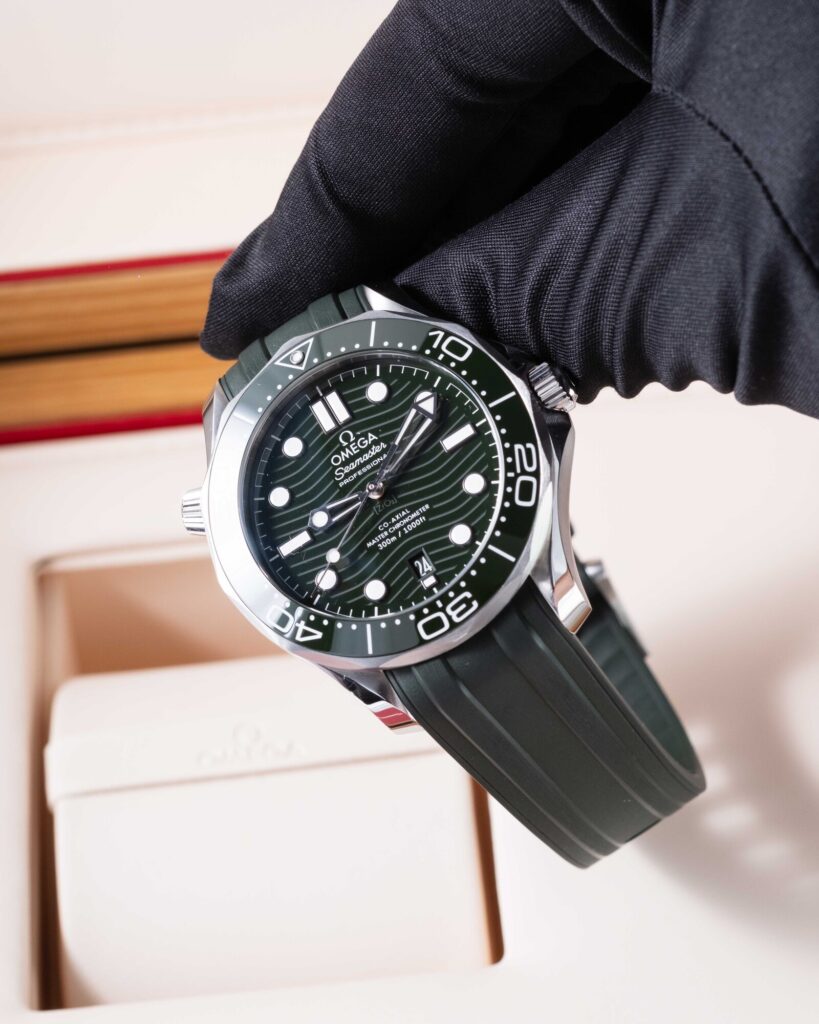 Omega Seamaster 210.32.42.20.10.001 2025