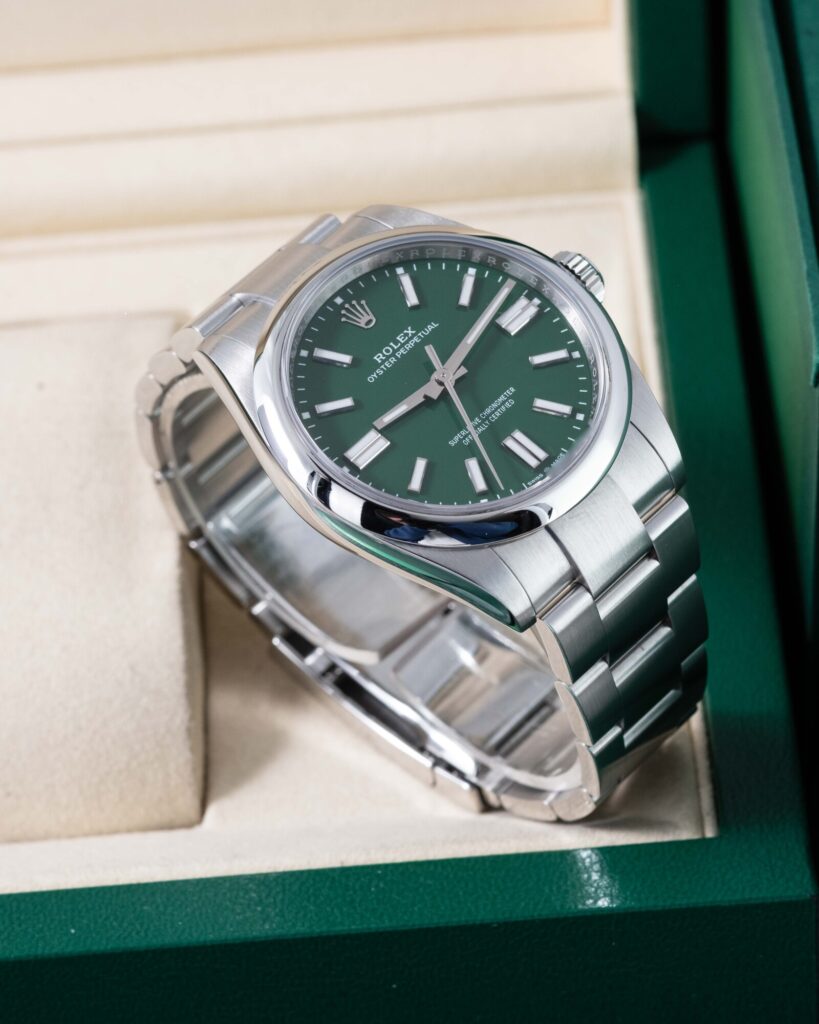 Rolex Oyster Perpetual 134300 2025