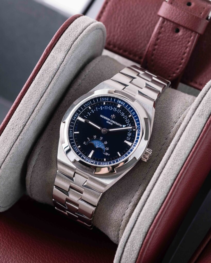 Vacheron Constantin Overseas 4000V210A-B911 2025