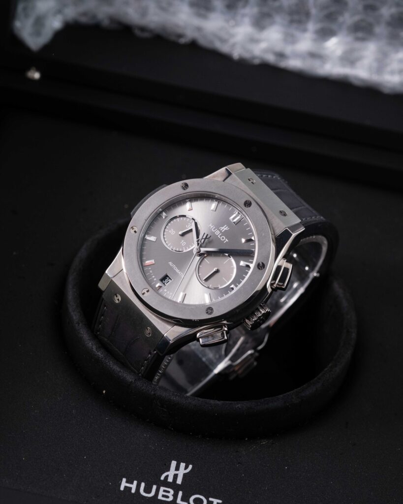 Hublot Classic Fusion Chronograph 541.NX.7070.LR 2022
