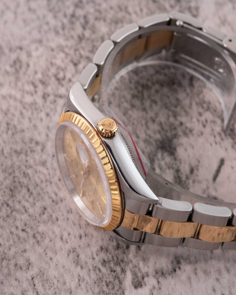 Rolex Oyster Perpetual Date 15223 2000