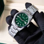 Rolex Oyster Perpetual 134300 2025
