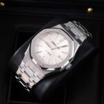 Audemars Piguet Royal Oak 15400ST.OO.1220ST.02 2016