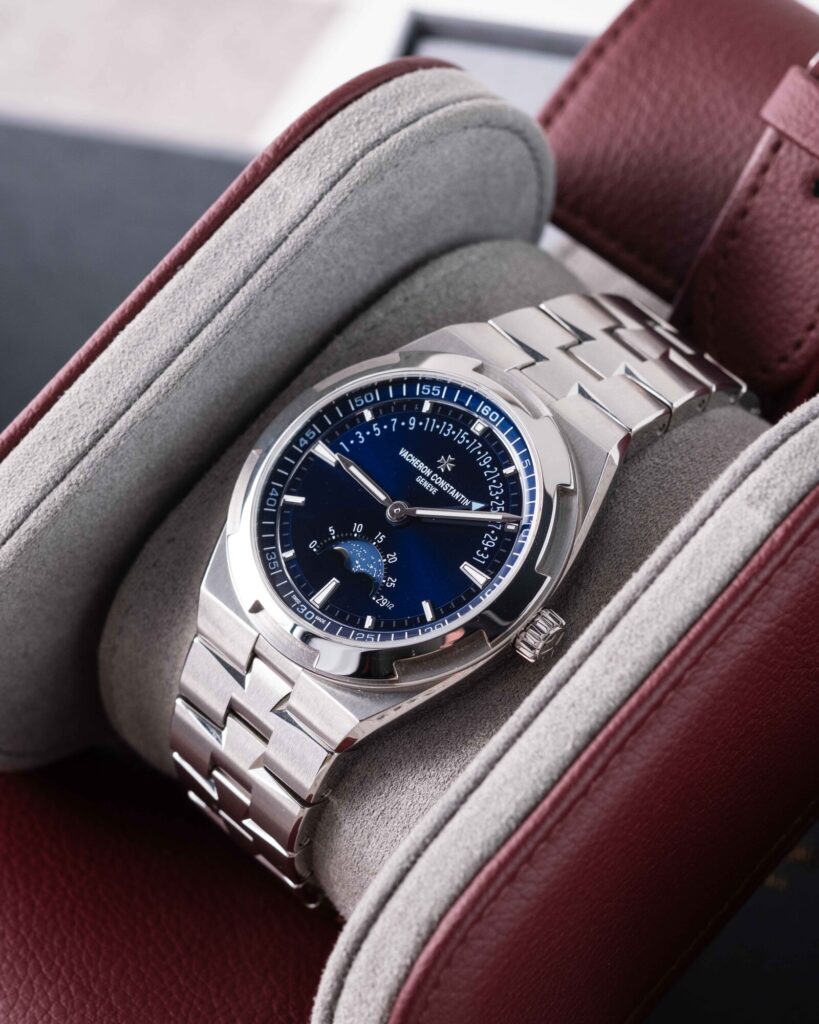 Vacheron Constantin Overseas 4000V210A-B911 2025