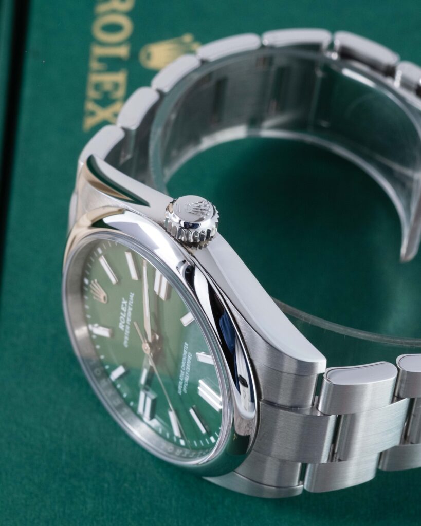 Rolex Oyster Perpetual 134300 2025