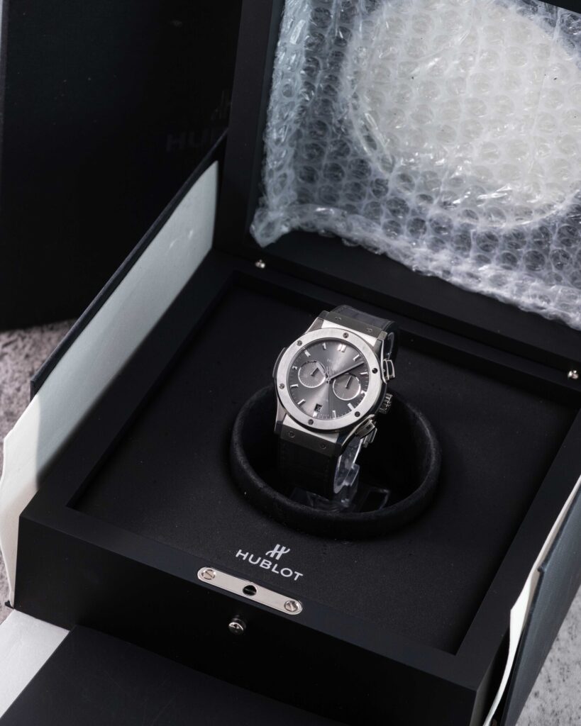 Hublot Classic Fusion Chronograph 541.NX.7070.LR 2022