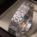 Audemars Piguet Royal Oak 15400ST.OO.1220ST.02 2012